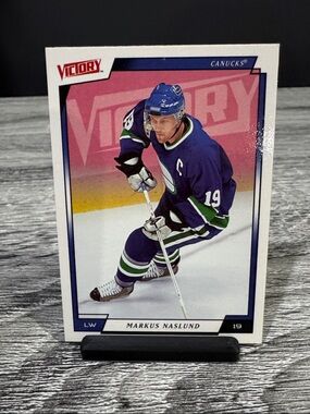 NHL | 2006-07 UD Victory #192: Vancouver Canucks: Markus Naslund - Hockey Card